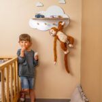 Wandregal Wolke mit 4 Holzhaken | 2-in-1 Aufbewahrung und Aufhängung - Galeriebild 3 von Cozy Collections