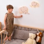 LED-Wand-Nachtlichter Familie Elefanten aus handbemaltem Holz | Mama, Papa, Baby - Galeriebild 2 von Cozy Collections