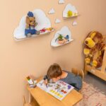 Set mit 3 weißen Wandregalen in Wolkenform aus Holz | Kinderzimmerdekoration - Galeriebild 3 von Cozy Collections