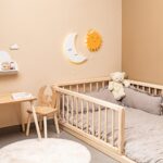 LED-Wandnachtlicht Sonne mit handbemaltem Holzkranz - Galeriebild 3 von Cozy Collections