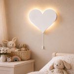 Personalisierbares Herz LED-Wandnachtlicht mit Namen | LED Nachtlicht Holz