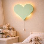 Personalisierbares Herz LED-Wandnachtlicht mit Namen | LED Nachtlicht Holz