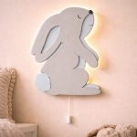 Widderkaninchen LED-Wandnachtlicht aus mehrschichtigem Holz | LED Nachtlicht Holz